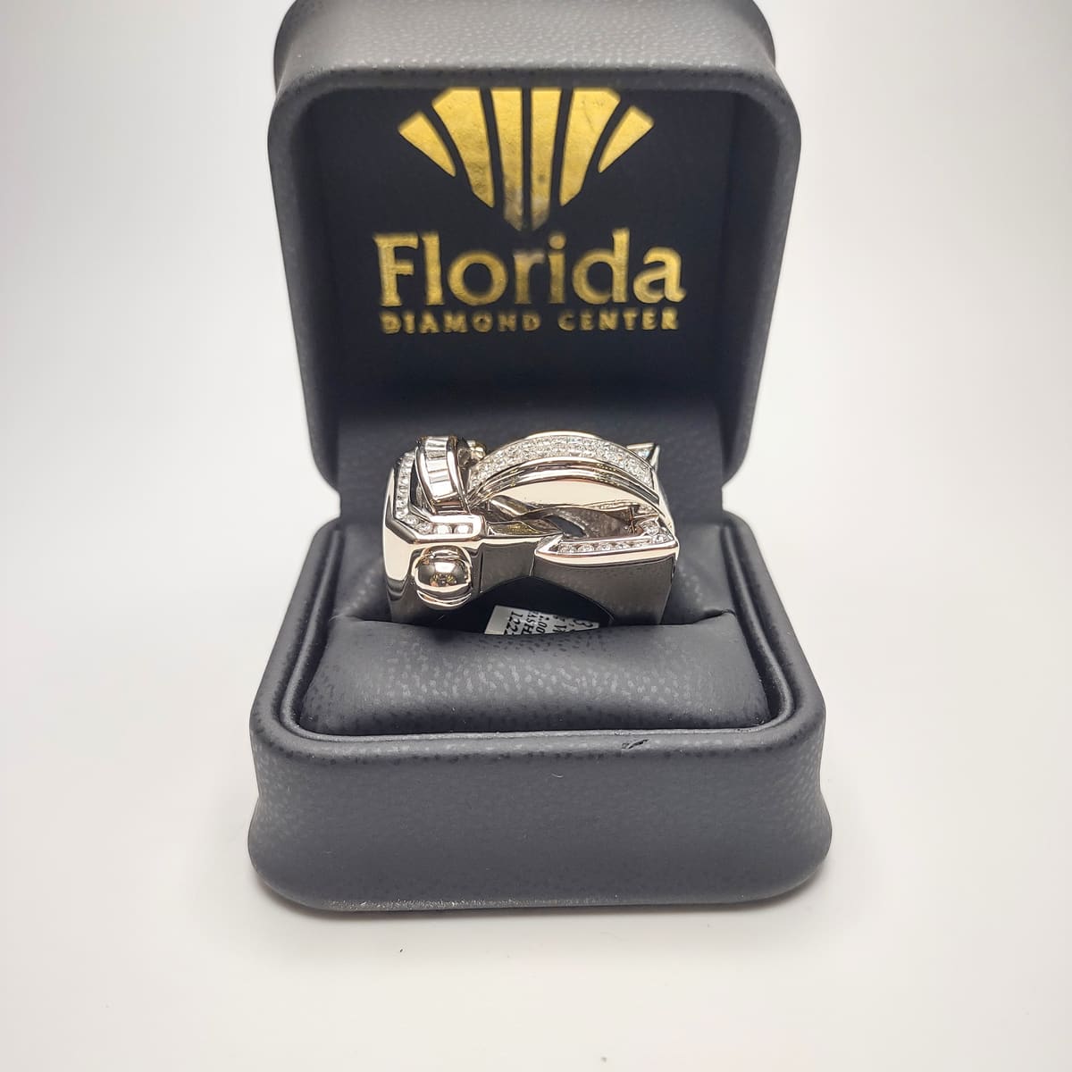 Custom Concept 14kt White Gold Diamond Ring